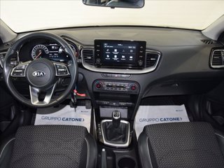 KIA XCeed 1.6 crdi mhev Style 136cv imt 11