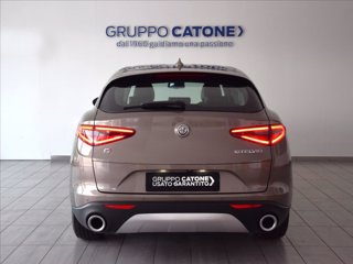 ALFA ROMEO Stelvio 2.2 t Executive Q4 210cv auto my19 4